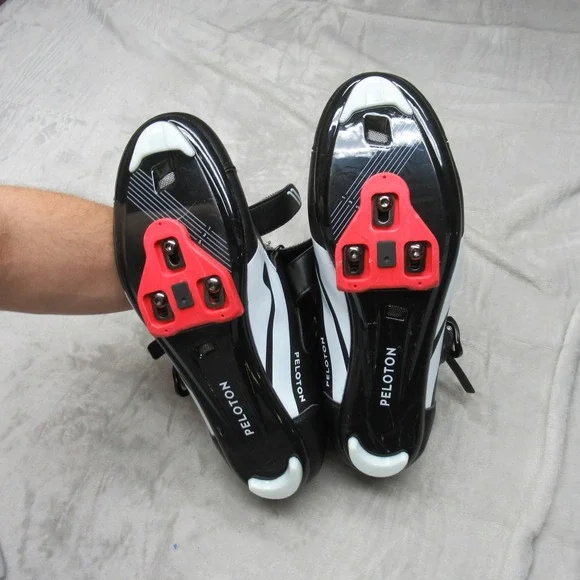 Peloton Mens Cycling Shoes 10 43EU Black 3 Bolt Cleats Road Bike MTB Biking New? - Picture 16 of 16